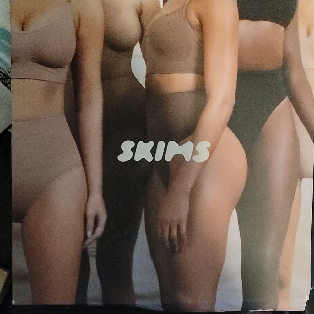 SKIMS Women's Tummy Control